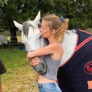 Meet your Posher, Elske